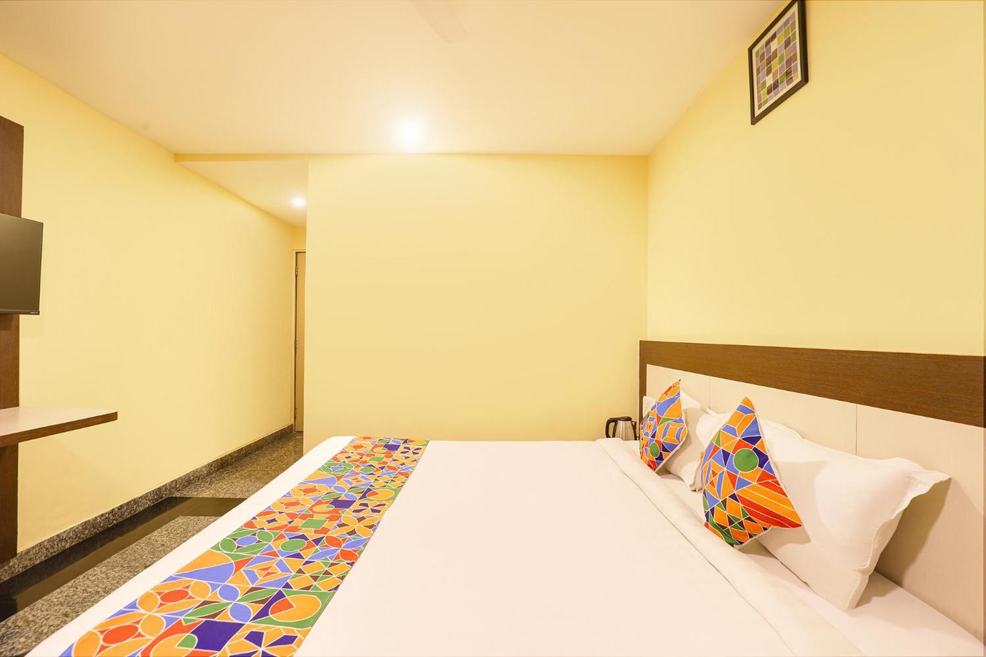 Fabhotel Chamiers Park - Nandanam Madras Buitenkant foto